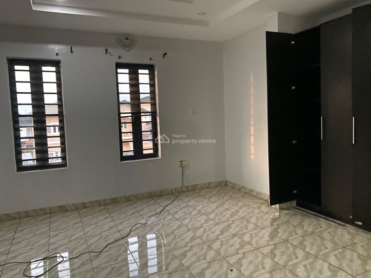 4 Bedrooms Semi-detached Duplex + Bq, Gateway Zone, Gra Phase 1, Magodo, Lagos, Semi-detached Duplex for Rent