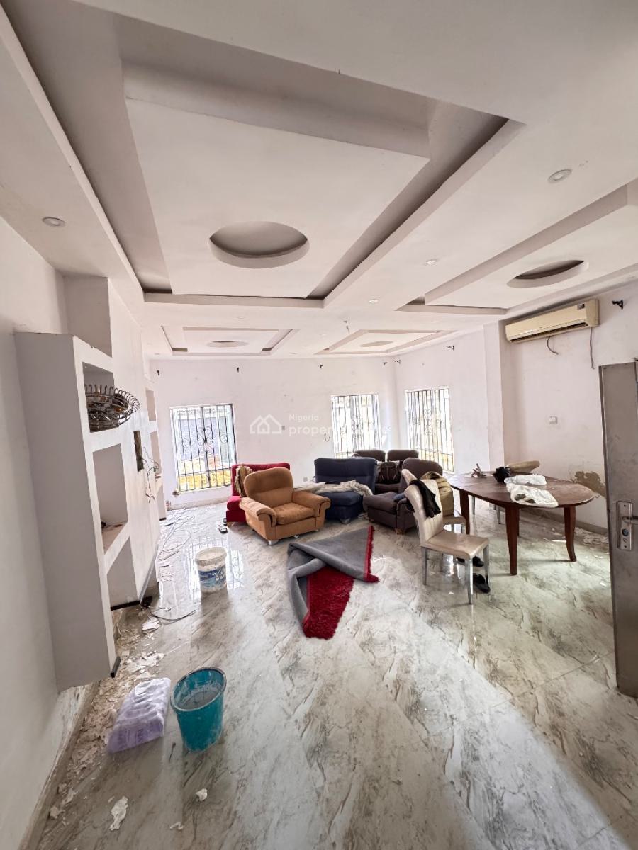 Fairly Used 5 Bedrooms Detached Duplex, Chevron, Lekki, Lagos, Detached Duplex for Sale