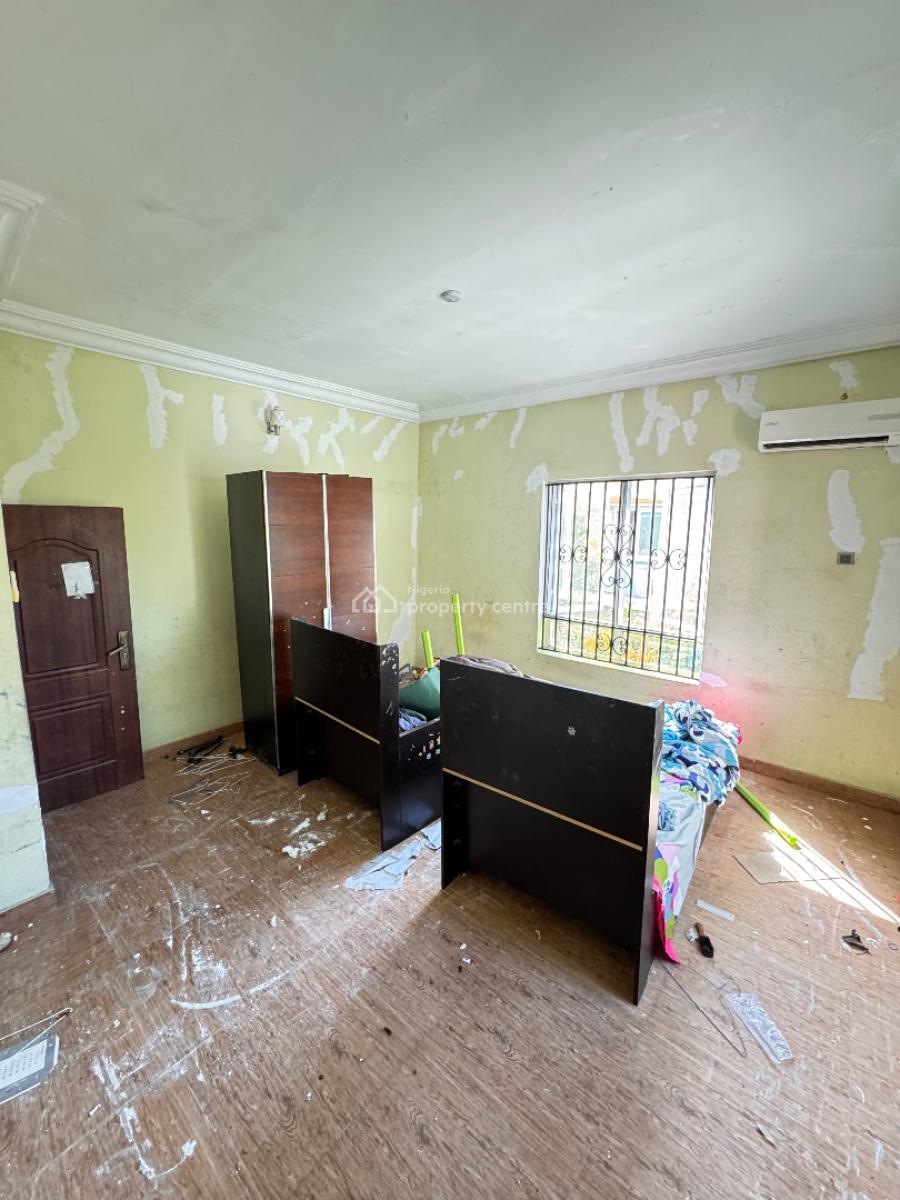 Fairly Used 5 Bedrooms Detached Duplex, Chevron, Lekki, Lagos, Detached Duplex for Sale