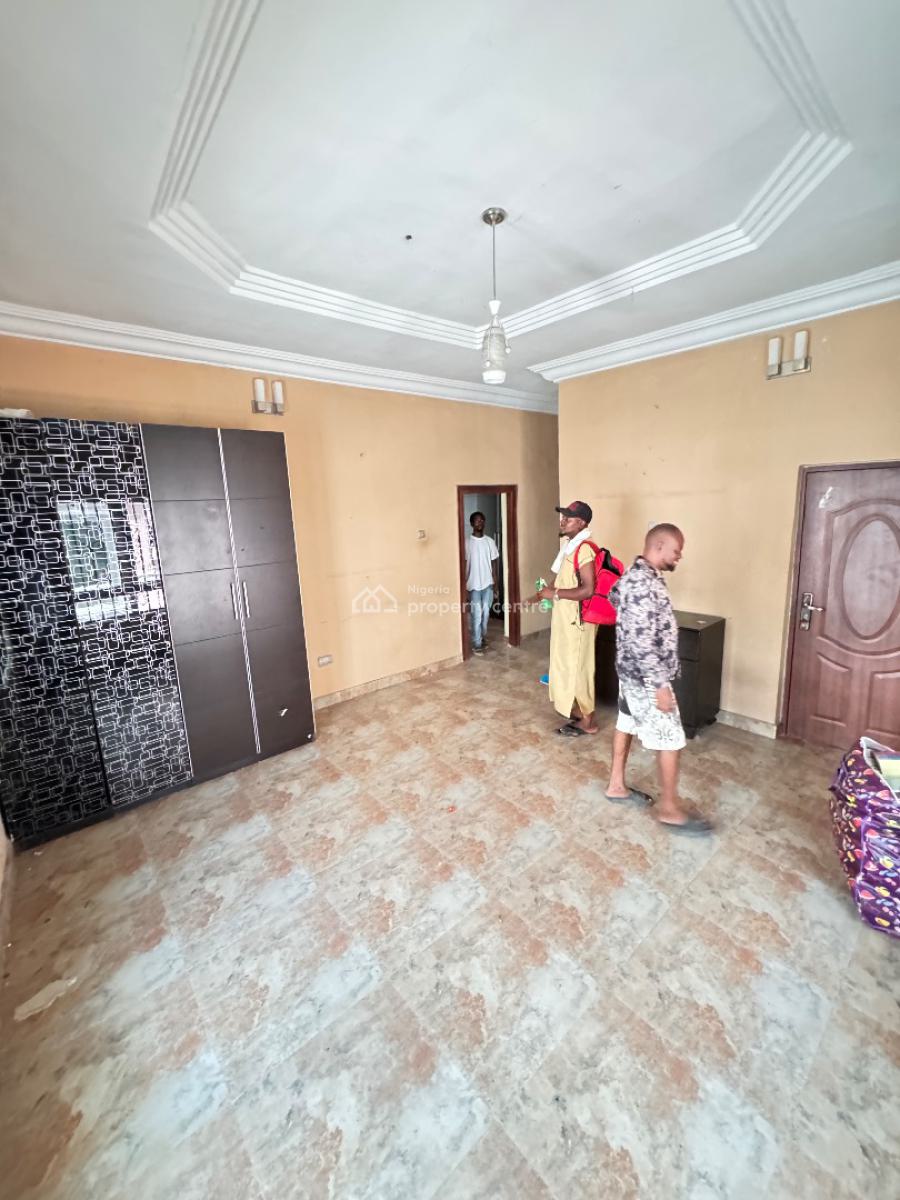 Fairly Used 5 Bedrooms Detached Duplex, Chevron, Lekki, Lagos, Detached Duplex for Sale