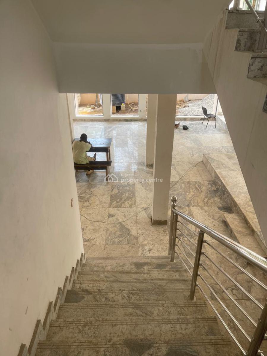 Newly Built Plaza, Wuse 2, Abuja, Plaza / Complex / Mall for Sale