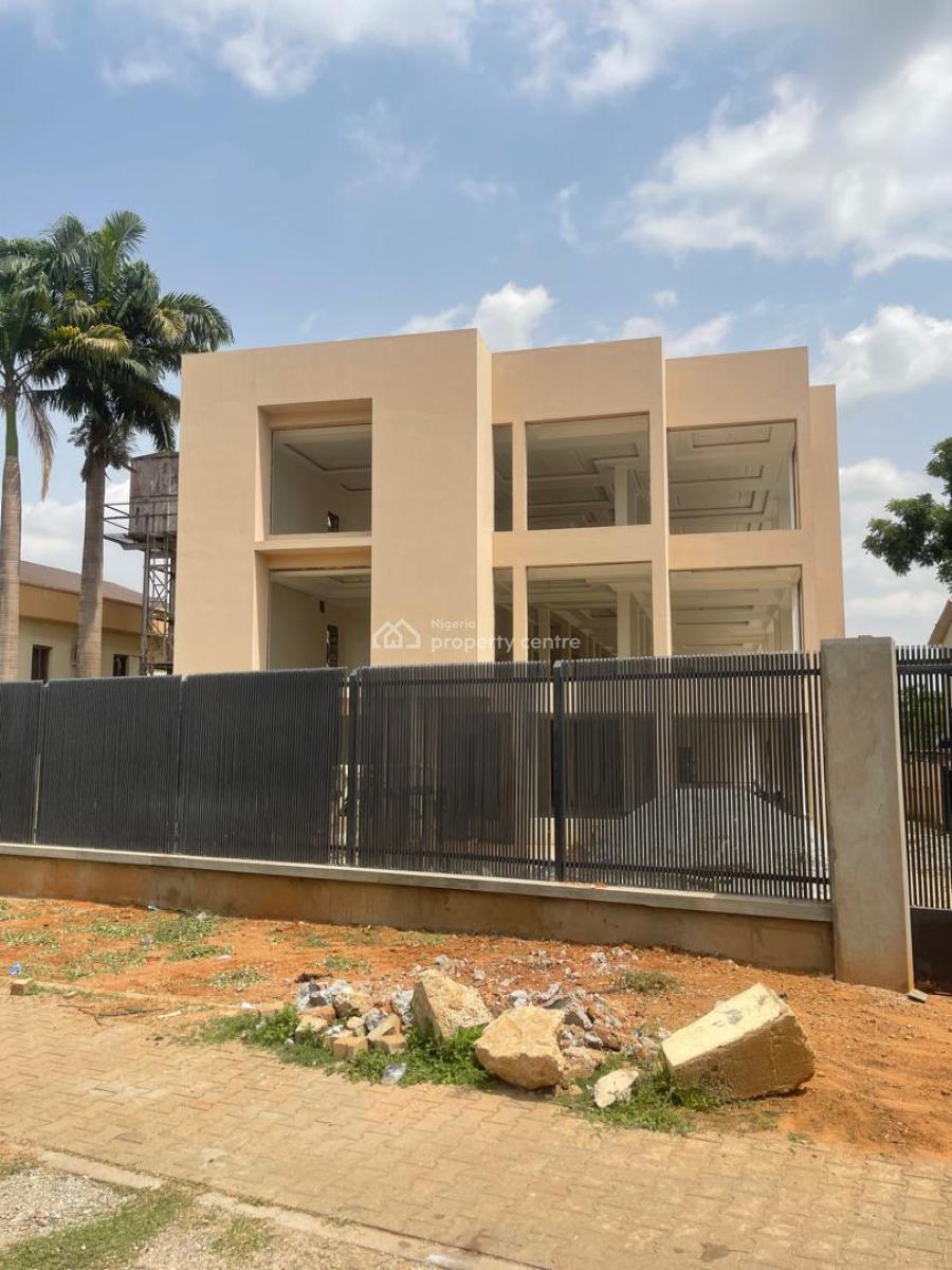 Newly Built Plaza, Wuse 2, Abuja, Plaza / Complex / Mall for Sale