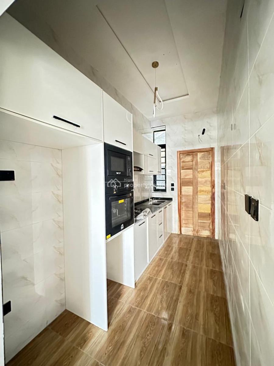 Luxurious 3 Bedroom Terrace Duplex with Bq, Chevron, Lekki, Lagos, Terraced Duplex for Sale