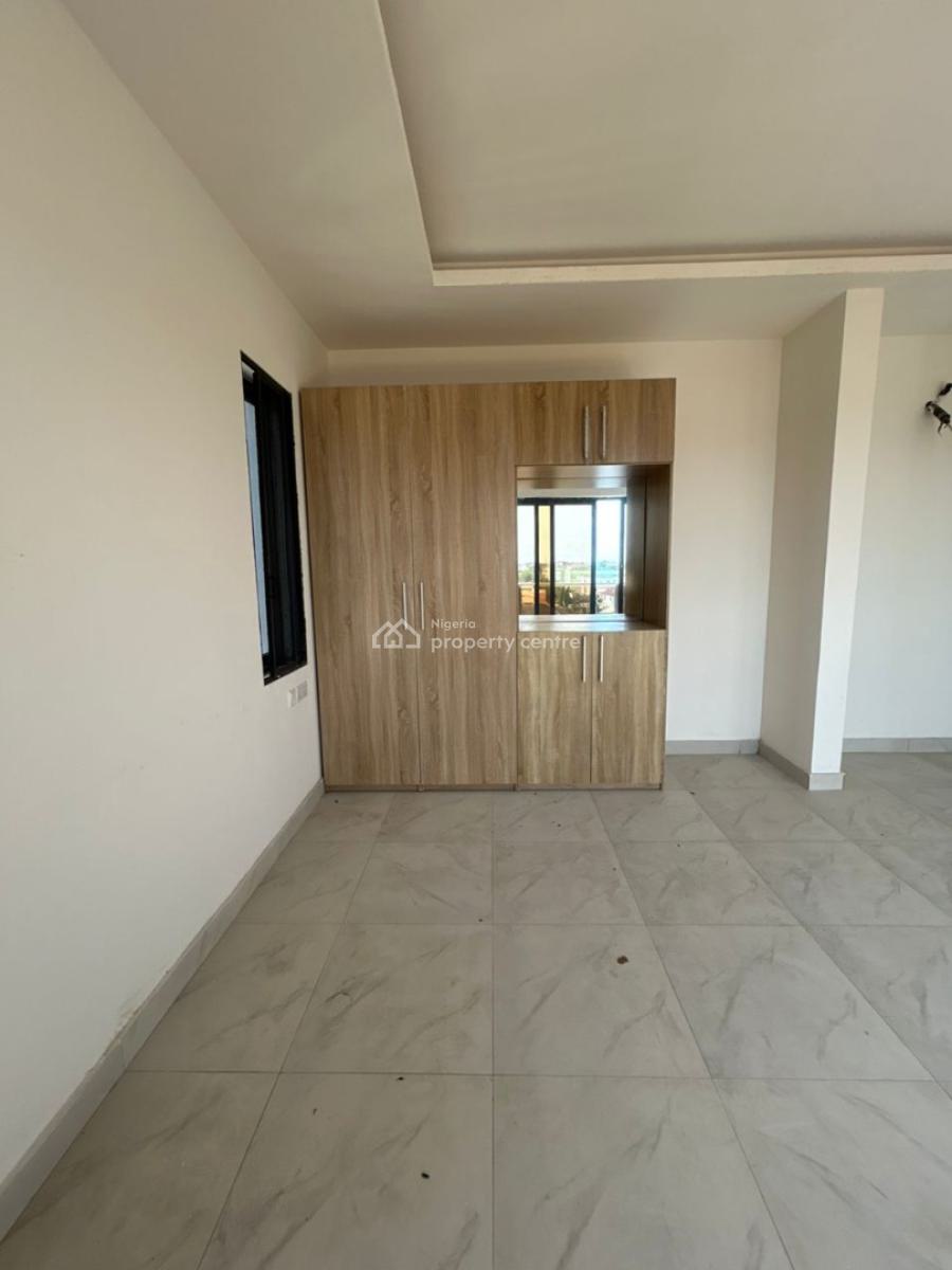 3 Bedroom Apartment with Bq, Lekki Phase 1, Lekki, Lagos, Flat / Apartment for Sale
