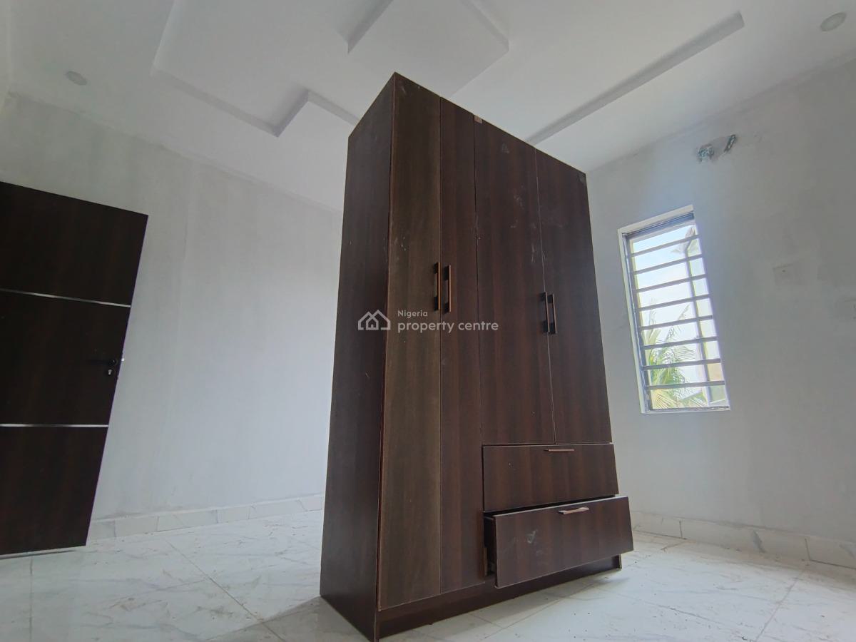 2 Bedroom Flat, Ikorodu, Lagos, Flat / Apartment for Rent