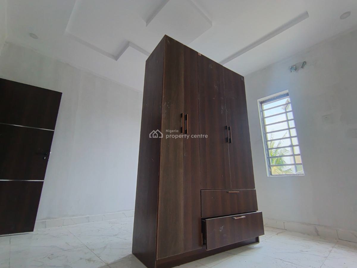 2 Bedroom Flat, Ikorodu, Lagos, Flat / Apartment for Rent