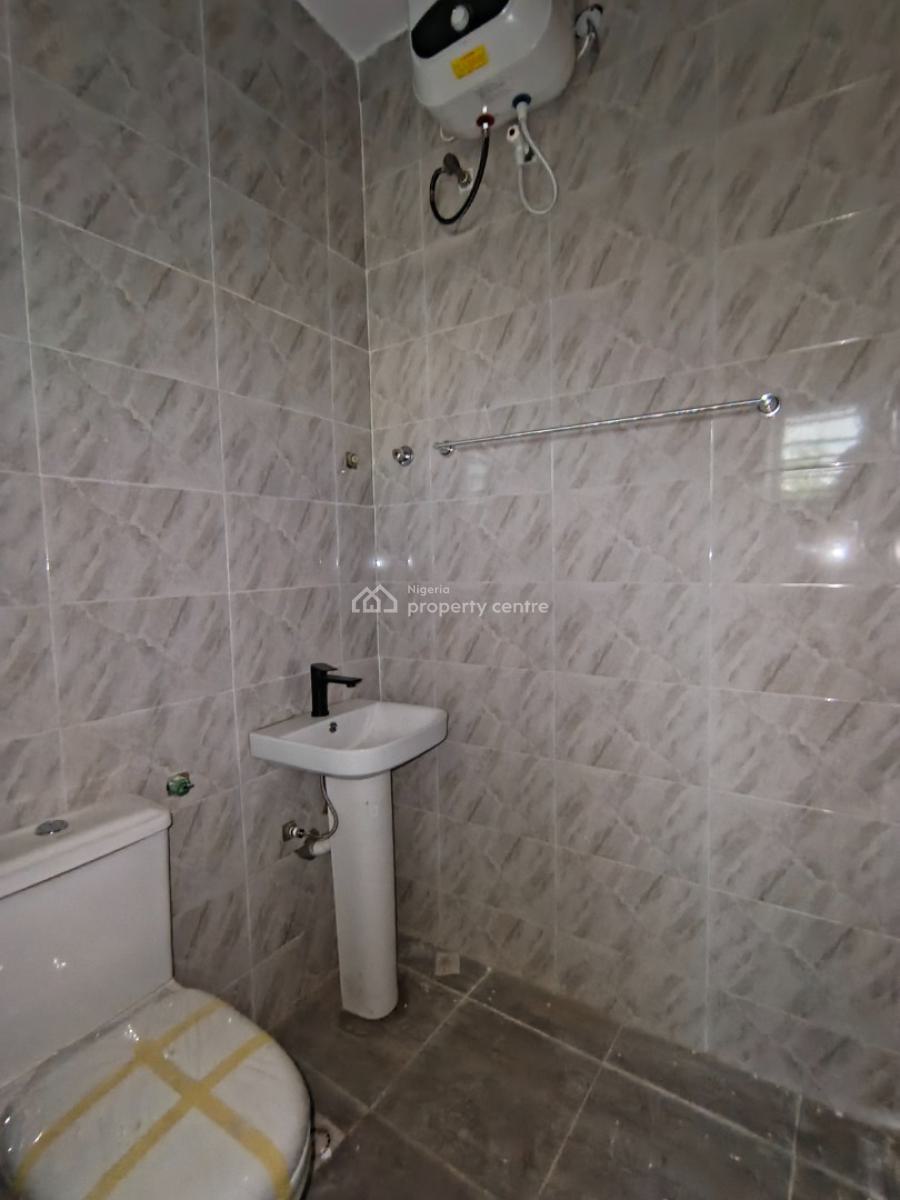 2 Bedroom Flat, Ikorodu, Lagos, Flat / Apartment for Rent