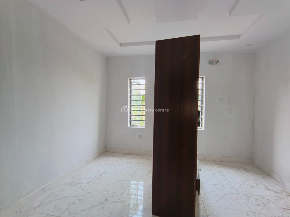 2 Bedroom Flat, Ikorodu, Lagos, Flat / Apartment for Rent