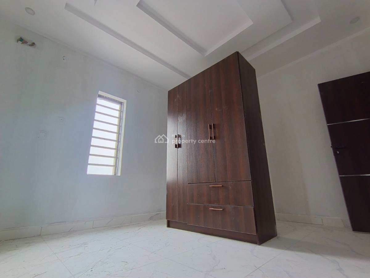 2 Bedroom Flat, Ikorodu, Lagos, Flat / Apartment for Rent
