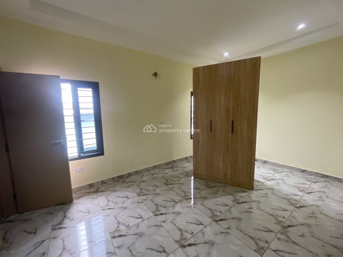 Luxury 4-bedroom Pent Floor Apartment with Study, Lekki Right Side By Pinnacle, Lekki Phase 1, Lekki, Lagos, Flat / Apartment for Rent