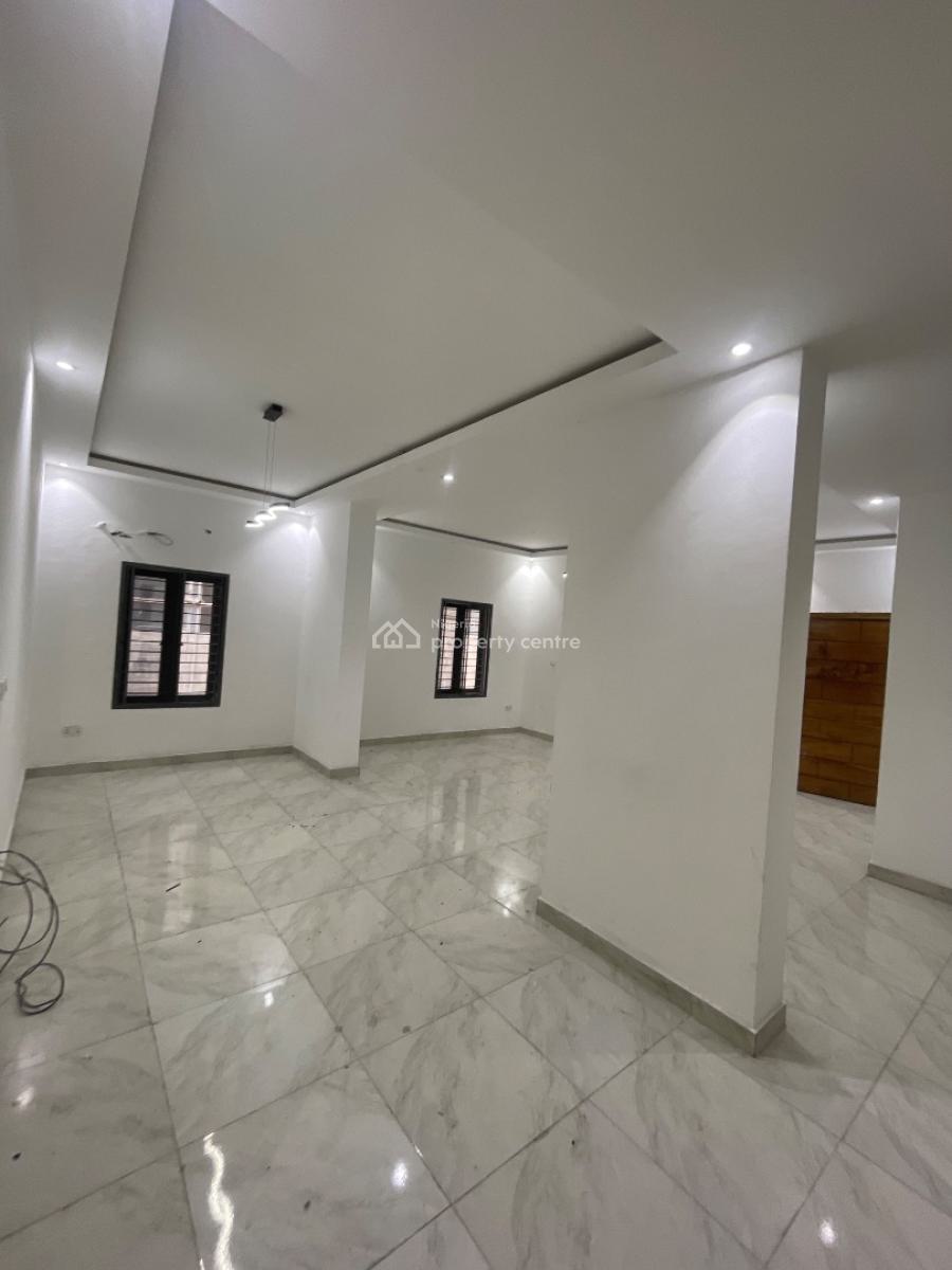 Luxury 4-bedroom Pent Floor Apartment with Study, Lekki Right Side By Pinnacle, Lekki Phase 1, Lekki, Lagos, Flat / Apartment for Rent