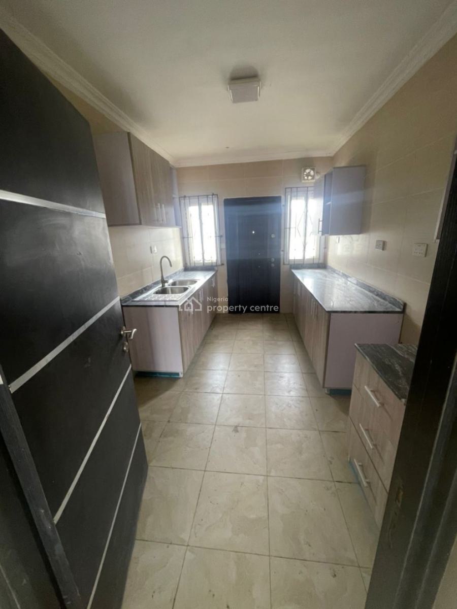 Luxury 3 Bedroom Flat, Lekki Pearl Estate, Sangotedo, Ajah, Lagos, Flat / Apartment for Sale
