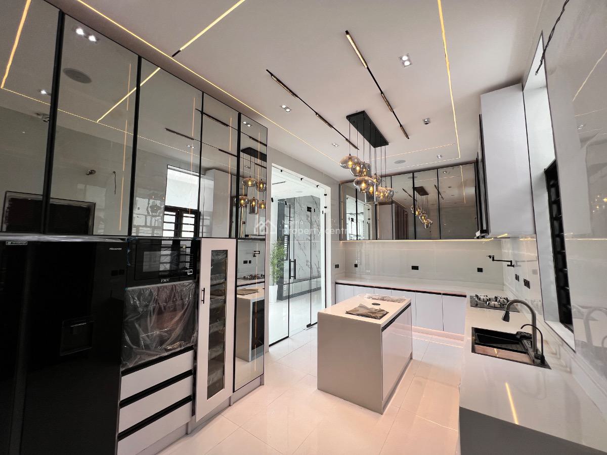 Contemporary 5 Bedroom Fully Detached Duplex, Chevron Tollgate, Lekki, Lagos, Detached Duplex for Sale