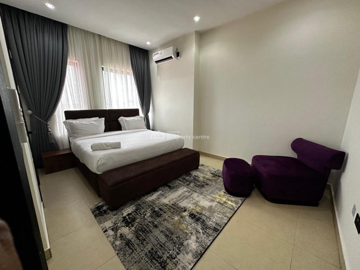 1 Bedroom Executive Pent Floor Apartment, 7 Oluwakayode Jacobs Crescent, Lekki Phase 1, Lekki, Lagos, Flat / Apartment Short Let