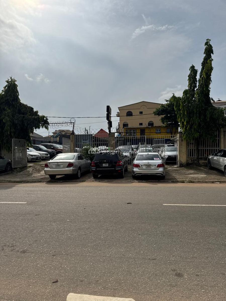 Land Size : 700 Sqm, Agidingbi, Ikeja, Lagos, Land for Sale