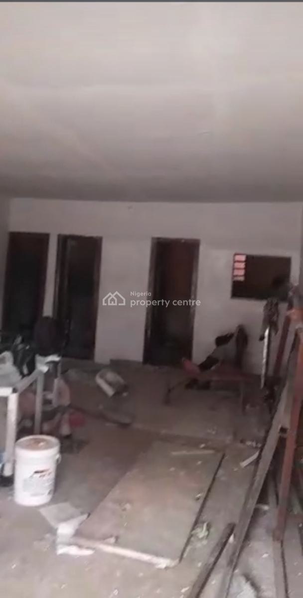 a Big Shop with Inbuilt Toilet and Small Room, Herbert Macaulay, Yaba, Lagos, Shop for Rent