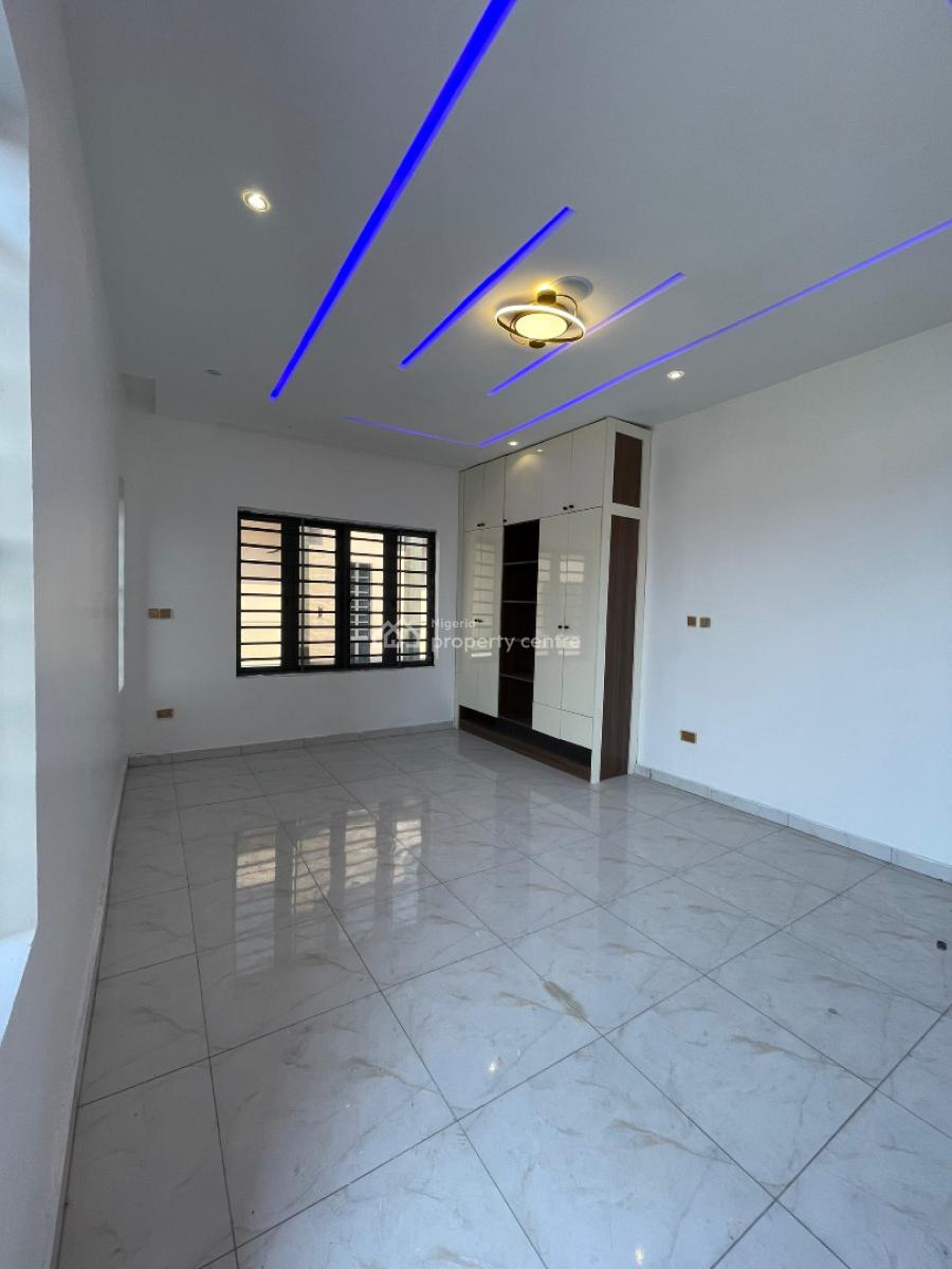 2 Bedroom Apartment, Agungi, Lekki, Lagos, Flat / Apartment for Sale