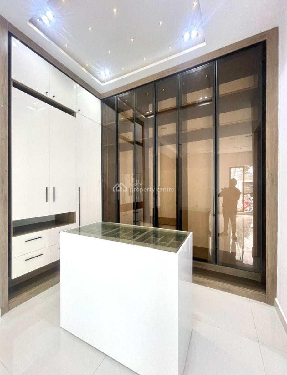 5 Bedroom Fully Detached Duplex with Bq, Secured/serene Environment, Ikota, Lekki, Lagos, Detached Duplex for Sale