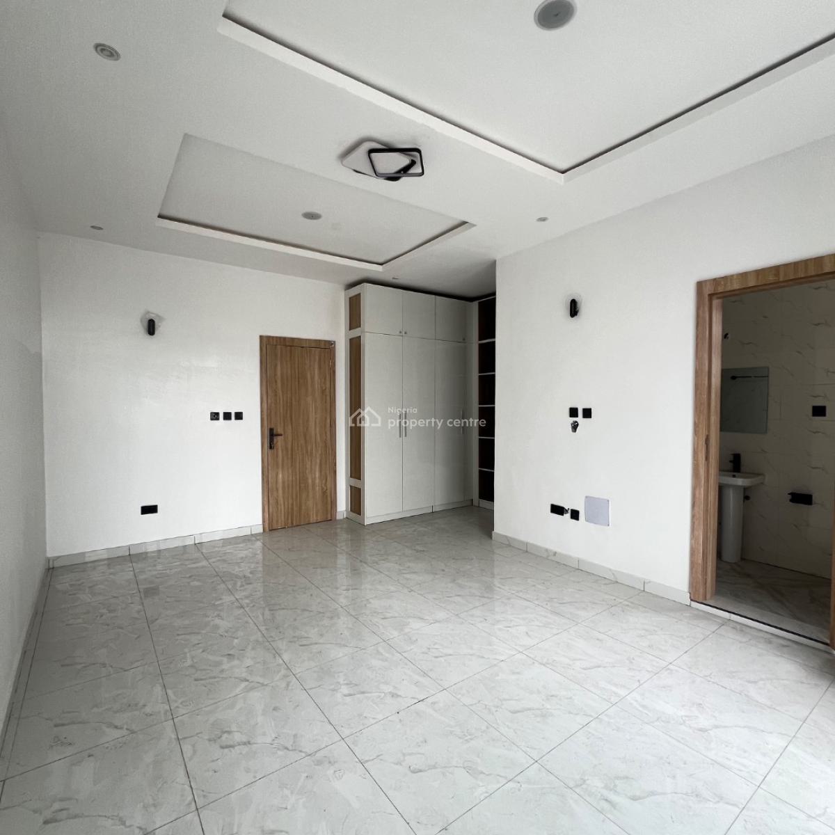 3 Bedroom, Ikota, Lekki, Lagos, Terraced Duplex for Sale