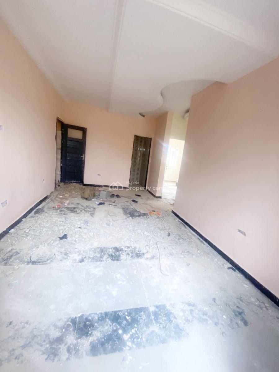 a Renovated 2 Bedroom Flat, Magodo, Lagos, Flat / Apartment for Rent