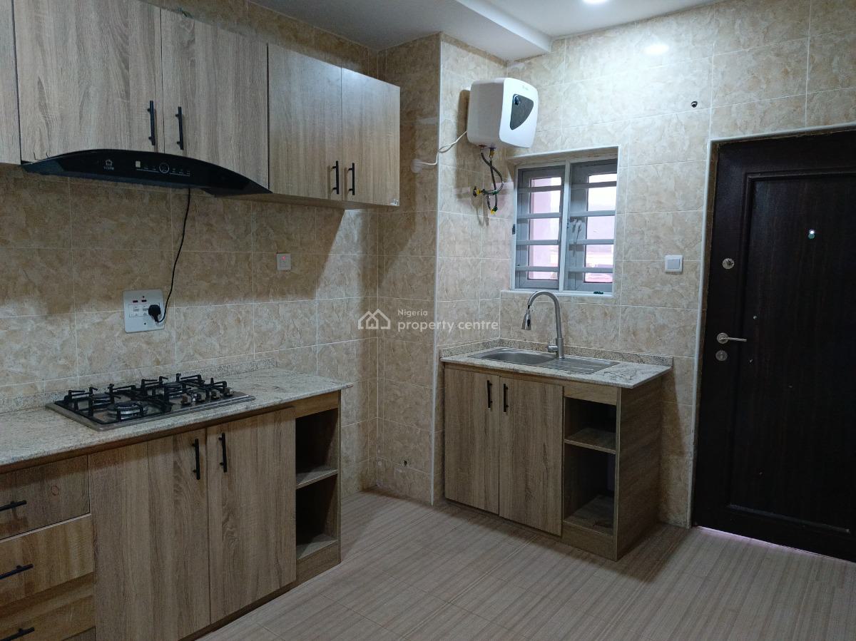 Brand New 3 Bedroom Flat in a Serene Environment, Jahi By Gilmor, Jahi, Abuja, Flat / Apartment for Rent
