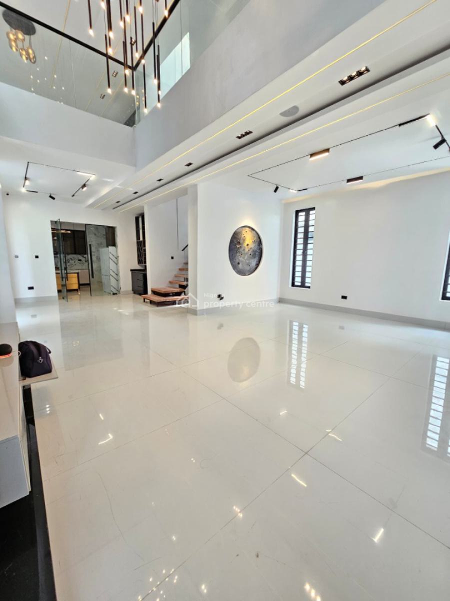 Executive 5-bedrooms Deluxe Fully Detached Triplex with Swimming Pool, Lekki Phase 1, Lekki, Lagos, Detached Duplex for Sale