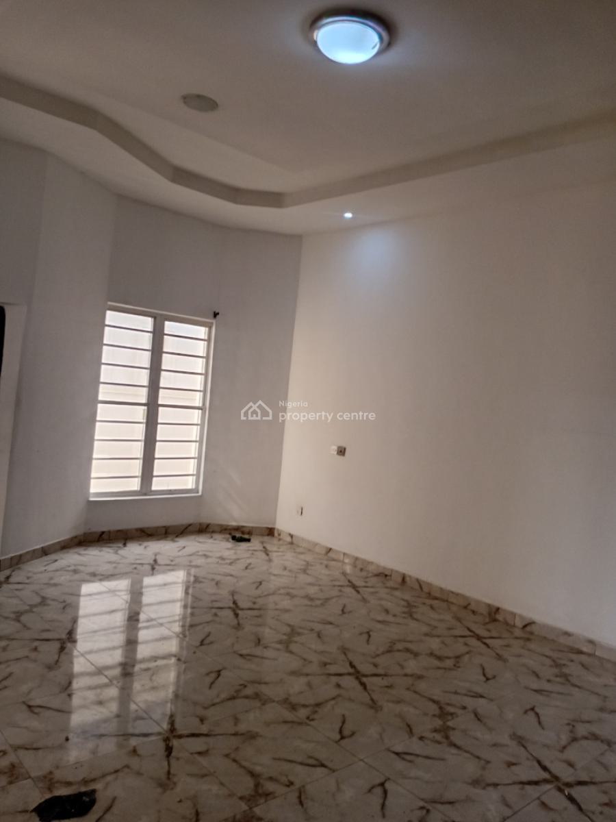 Well Grilled Single Room in a Shared Apartment, Orchid Road, Lekki, Lagos, Detached Duplex for Rent