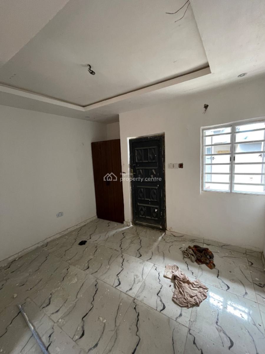 Newly Built Selfcon with Necessary Amenities, Gbagada, Lagos, Self Contain (single Rooms) for Rent