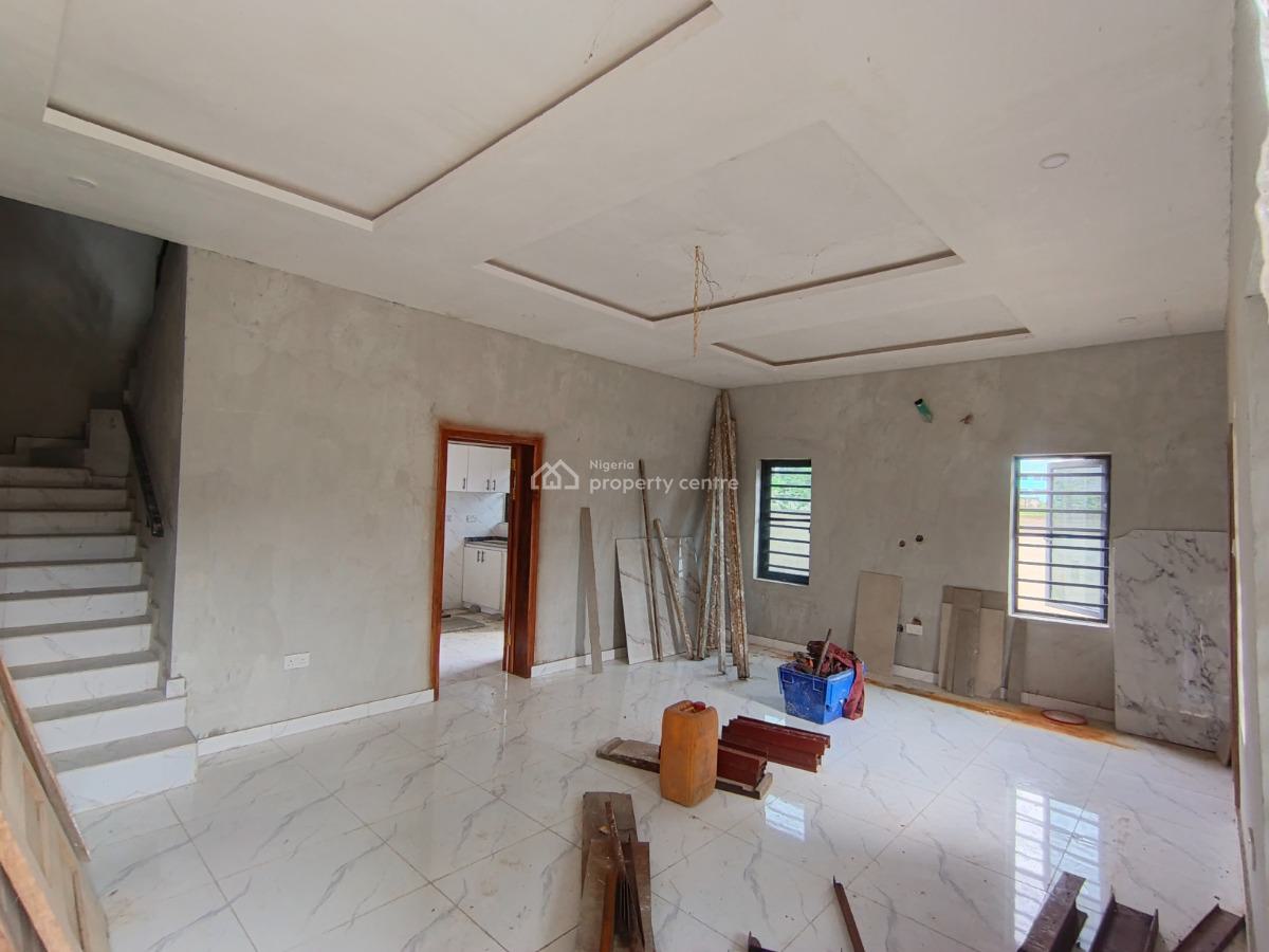 2 Bedroom Flat, Awolowo Road Ikorodu, Ikorodu, Lagos, Terraced Duplex for Rent