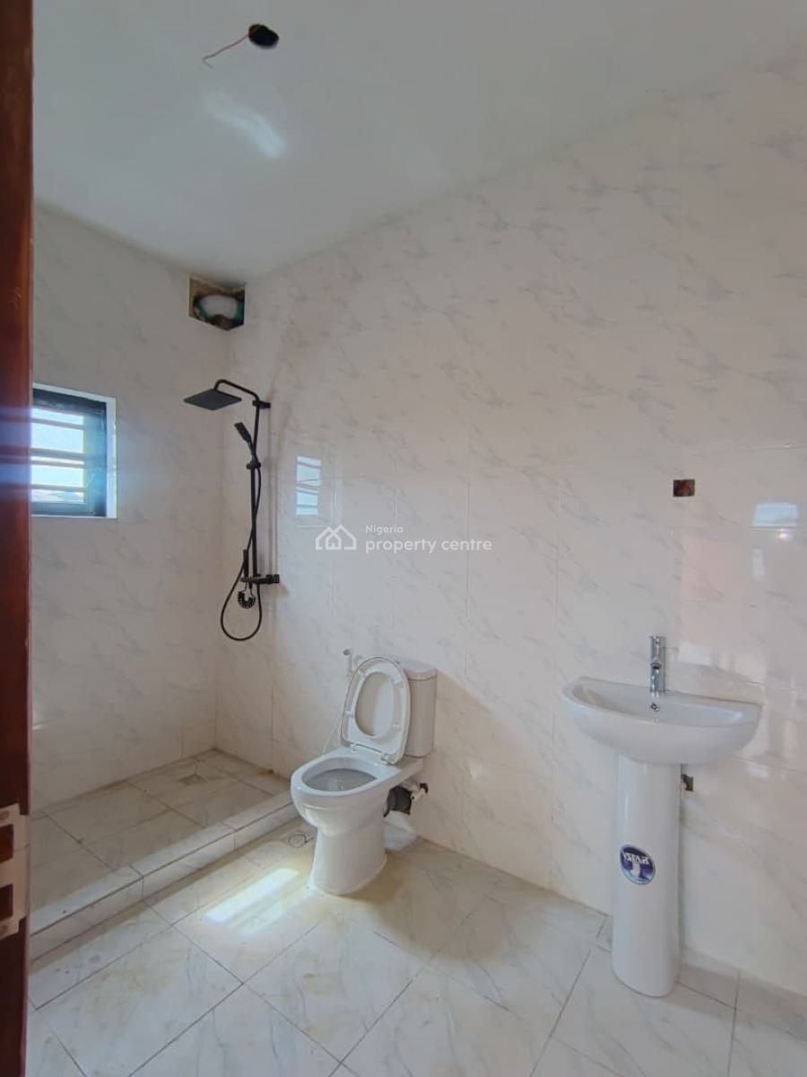 2 Bedroom Flat, Ebute Igbogbo Road, Ikorodu, Lagos, Terraced Duplex for Rent