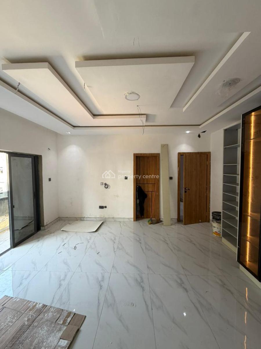 Tastefully Finished 3 Bedroom Flat, Lekki Phase 1, Lekki, Lagos, Flat / Apartment for Sale