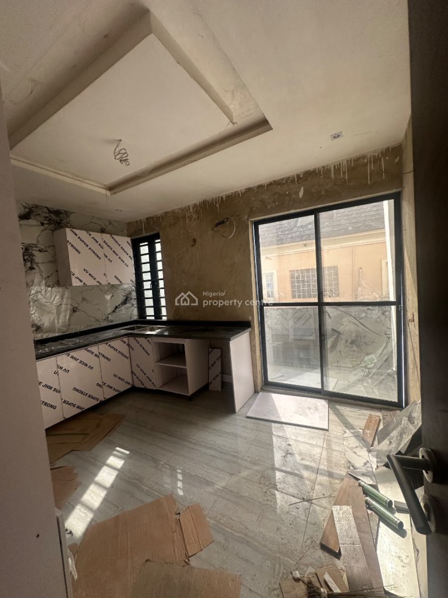 2 Bedroom Apartment, Ologolo, Lekki, Lagos, Flat / Apartment for Sale