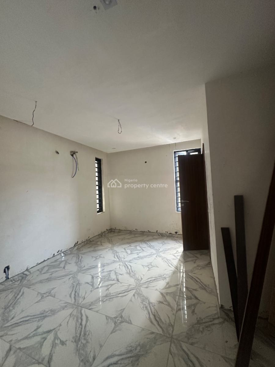 2 Bedroom Apartment, Ologolo, Lekki, Lagos, Flat / Apartment for Sale