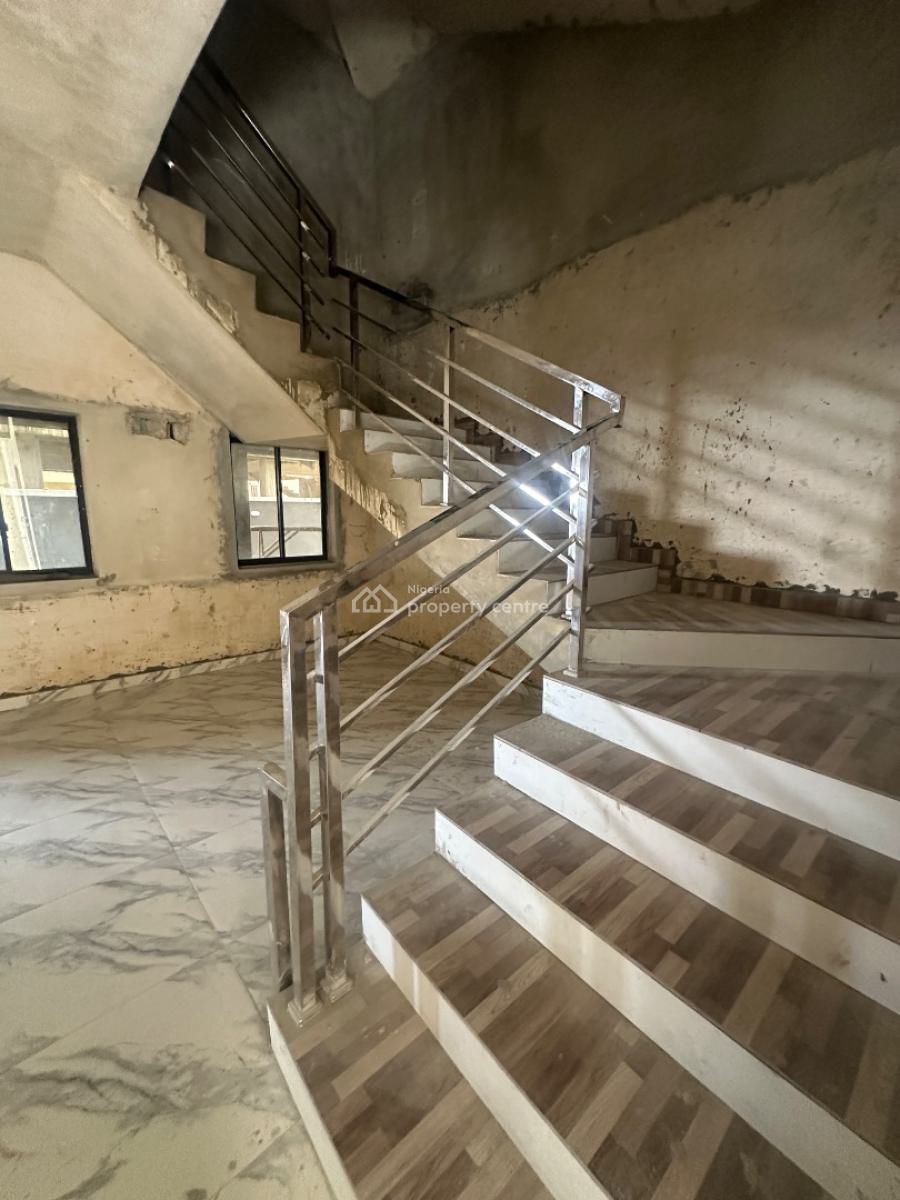 2 Bedroom Apartment, Ologolo, Lekki, Lagos, Flat / Apartment for Sale