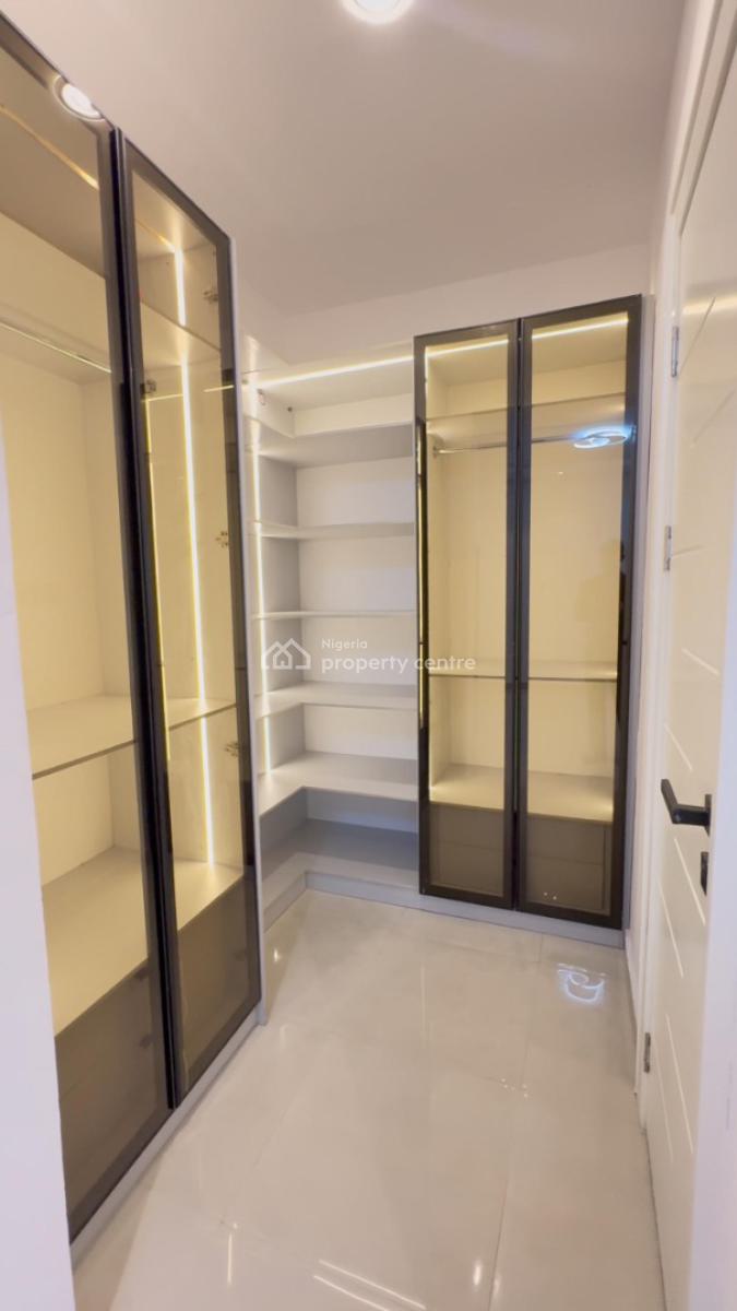 5 Bedroom Duplex with Room and Parlor Bq, Kolapo Ishola Gra, Akobo, Ibadan, Oyo, Detached Duplex for Sale