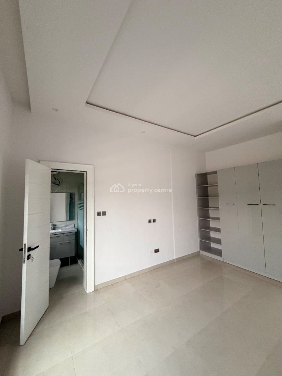 5 Bedroom Duplex with Room and Parlor Bq, Kolapo Ishola Gra, Akobo, Ibadan, Oyo, Detached Duplex for Sale