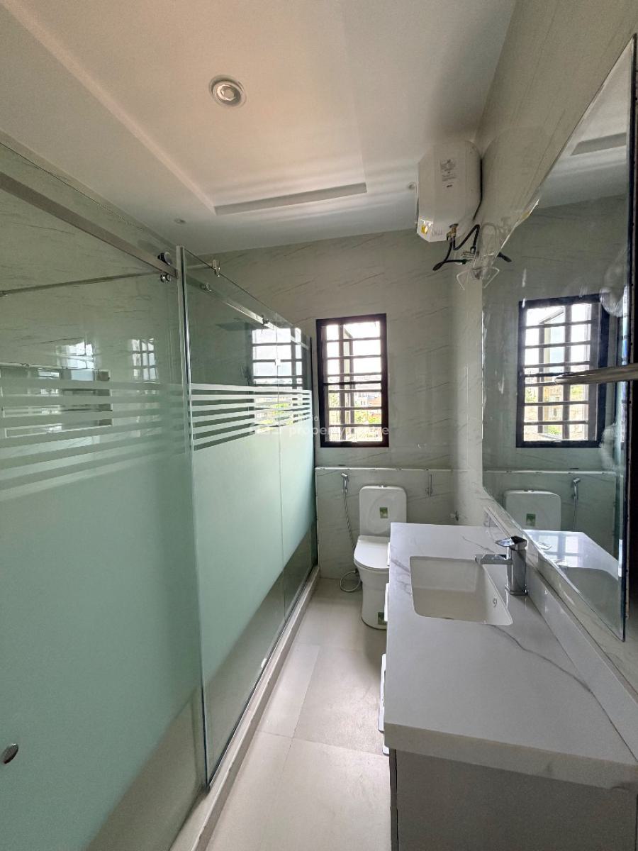 5 Bedroom Duplex with Room and Parlor Bq, Kolapo Ishola Gra, Akobo, Ibadan, Oyo, Detached Duplex for Sale