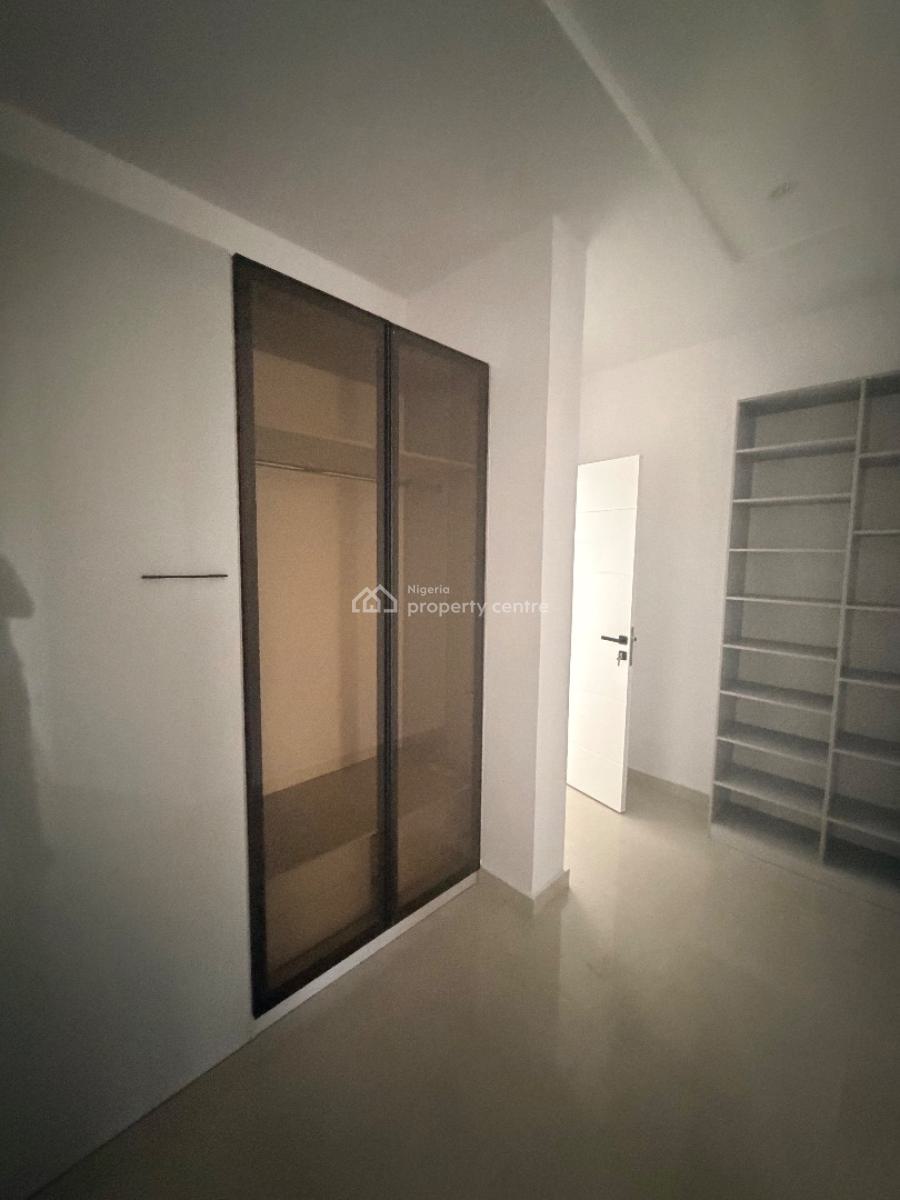 5 Bedroom Duplex with Room and Parlor Bq, Kolapo Ishola Gra, Akobo, Ibadan, Oyo, Detached Duplex for Sale