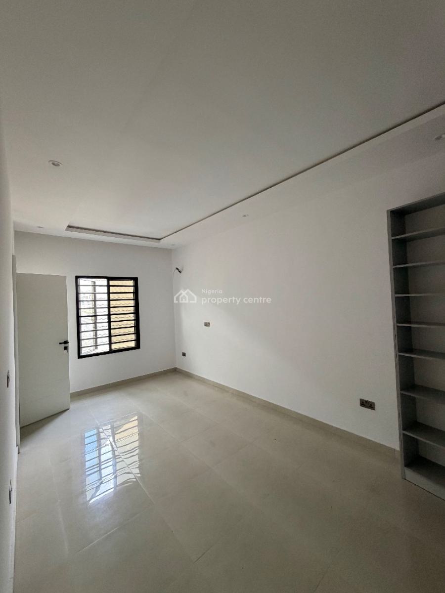 5 Bedroom Duplex with Room and Parlor Bq, Kolapo Ishola Gra, Akobo, Ibadan, Oyo, Detached Duplex for Sale