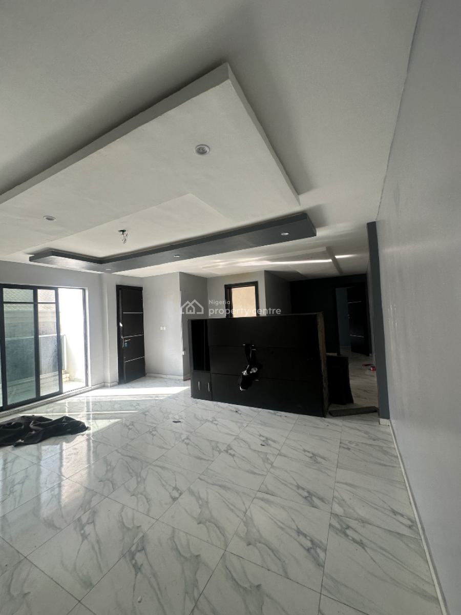 2 Bedroom Apartment, Ologolo, Lekki, Lagos, Flat / Apartment for Sale