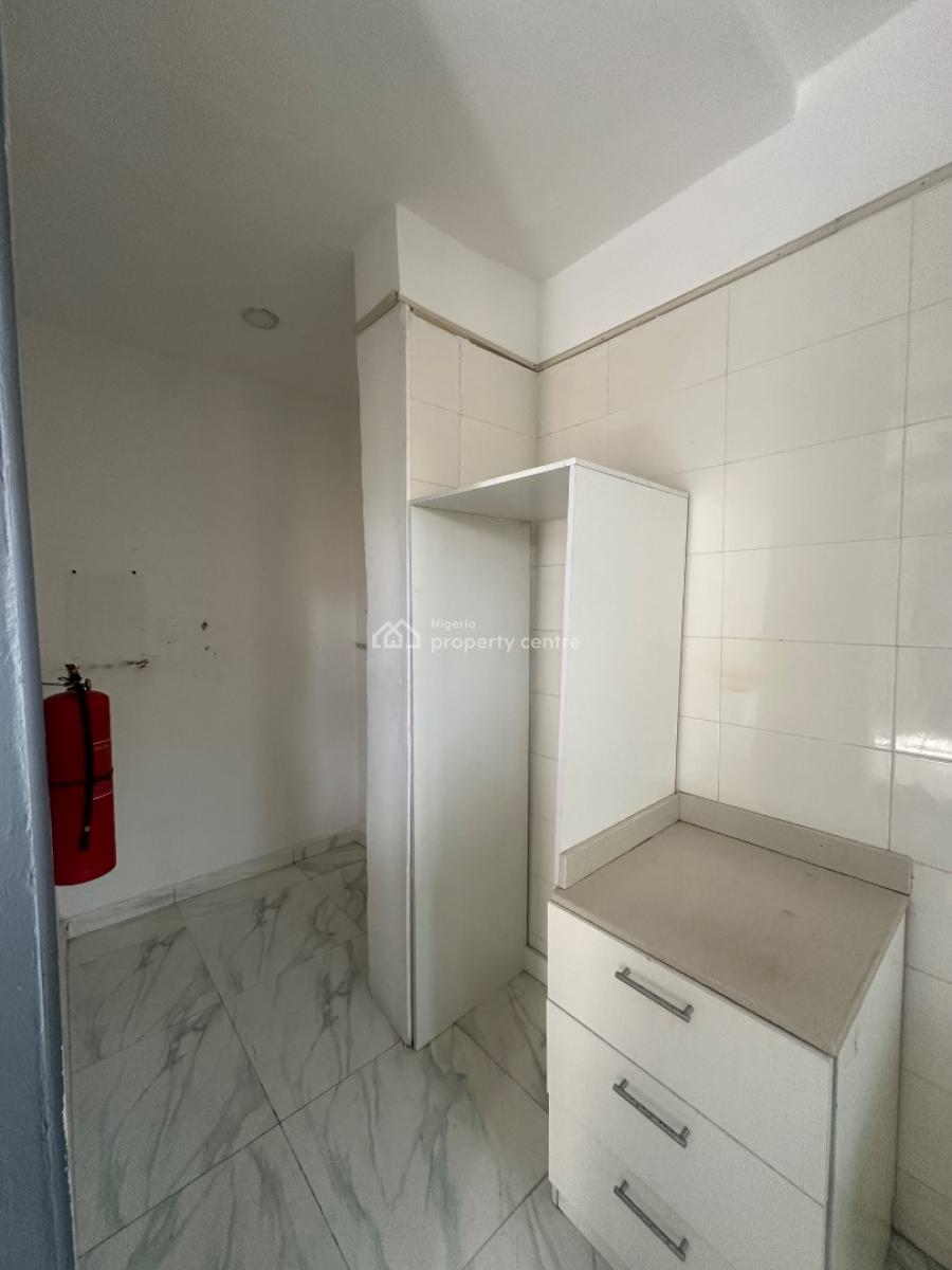 2 Bedroom Apartment, Ologolo, Lekki, Lagos, Flat / Apartment for Sale