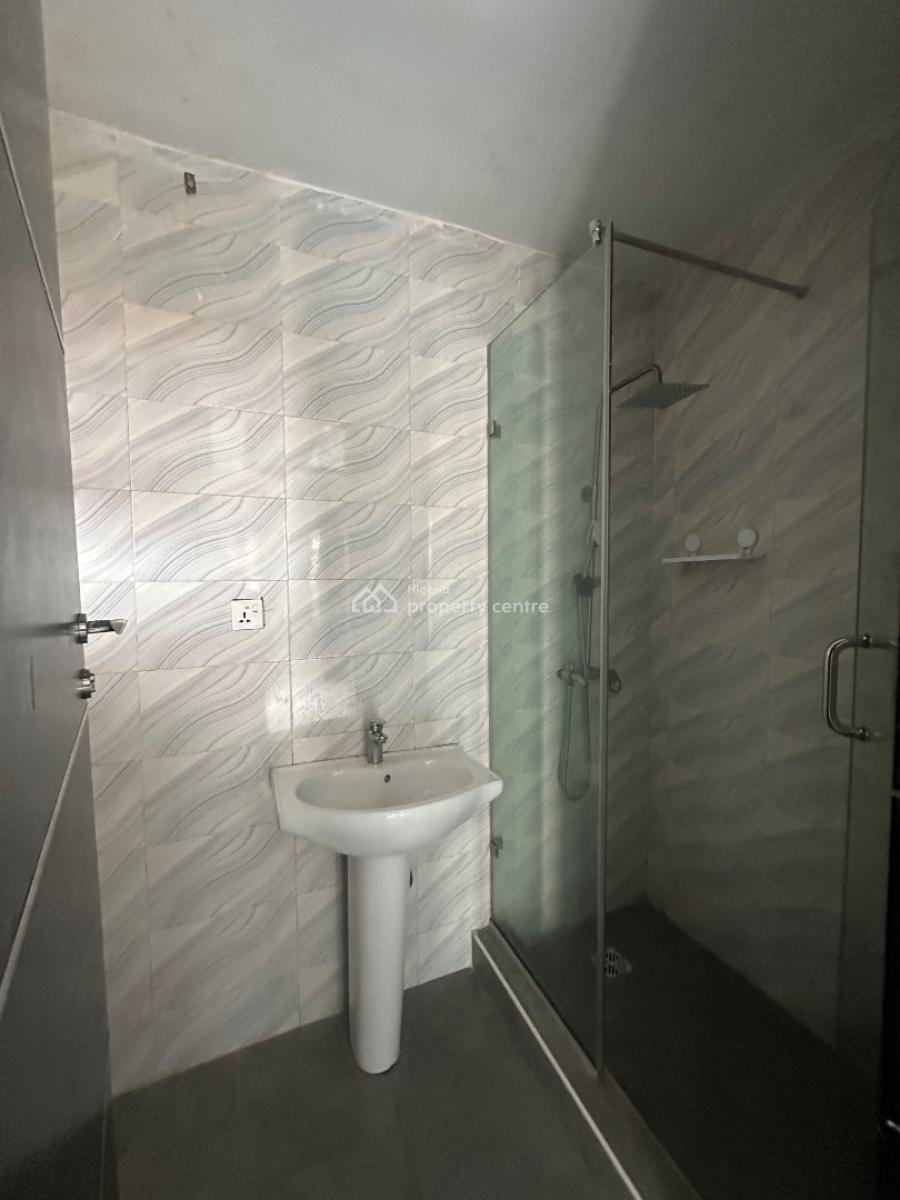 2 Bedroom Apartment, Ologolo, Lekki, Lagos, Flat / Apartment for Sale