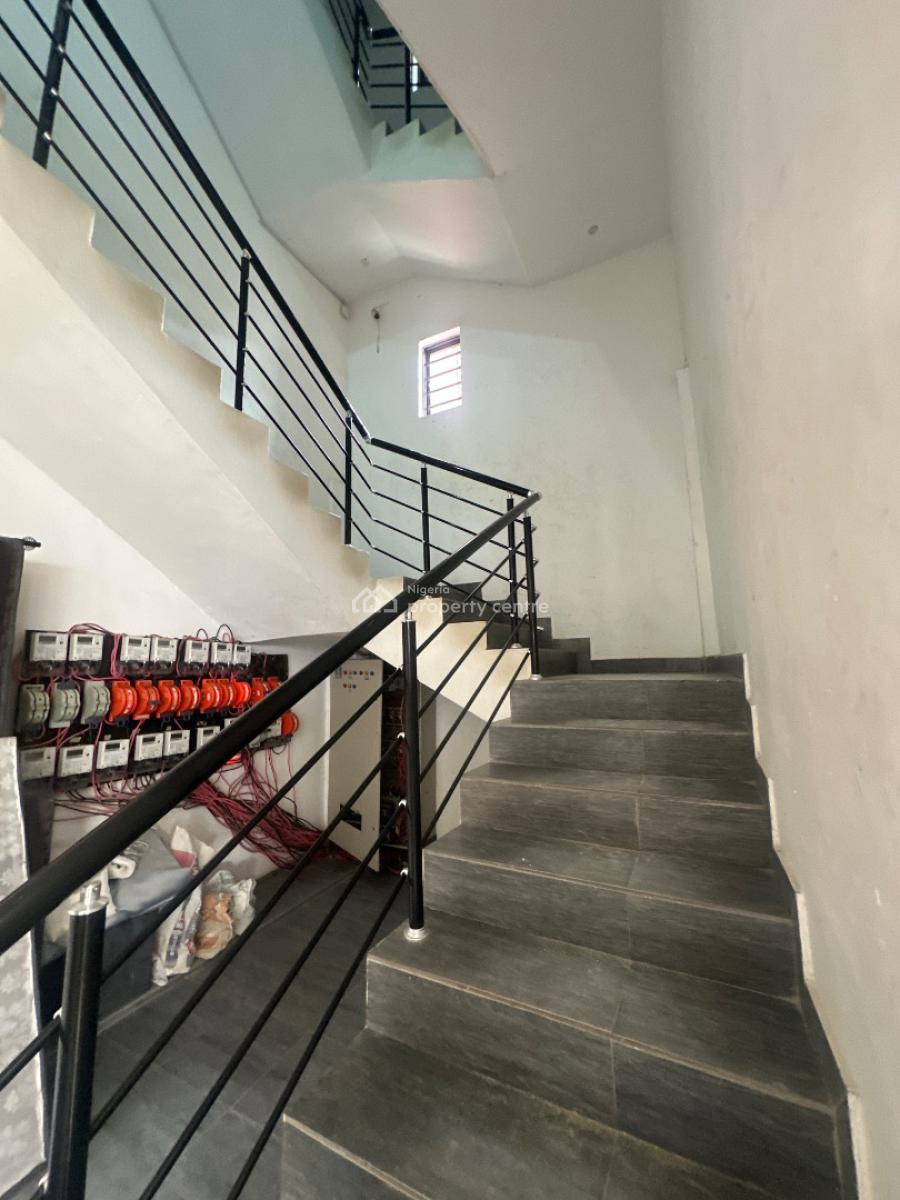2 Bedroom Apartment, Ologolo, Lekki, Lagos, Flat / Apartment for Sale