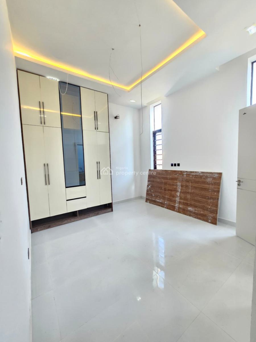 Executive 5-bedrooms Deluxe Fully Detached Triplex with Swimming Pool, Chevron, Lekki, Lagos, Detached Duplex for Sale