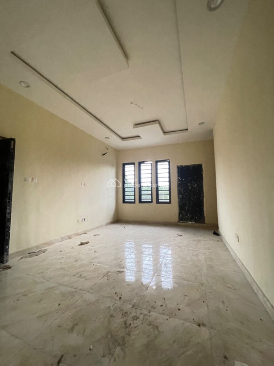 Spacious Built 3 Bedroom Apartments with a Room, Yaba, Lagos, Flat / Apartment for Sale