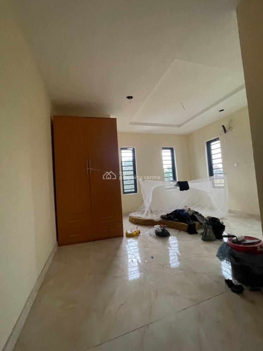 Spacious Built 3 Bedroom Apartments with a Room, Yaba, Lagos, Flat / Apartment for Sale