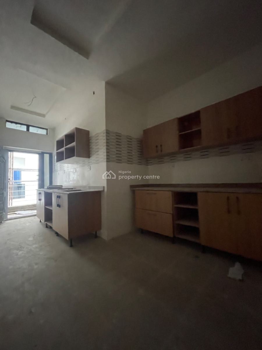 Spacious Built 3 Bedroom Apartments with a Room, Yaba, Lagos, Flat / Apartment for Sale