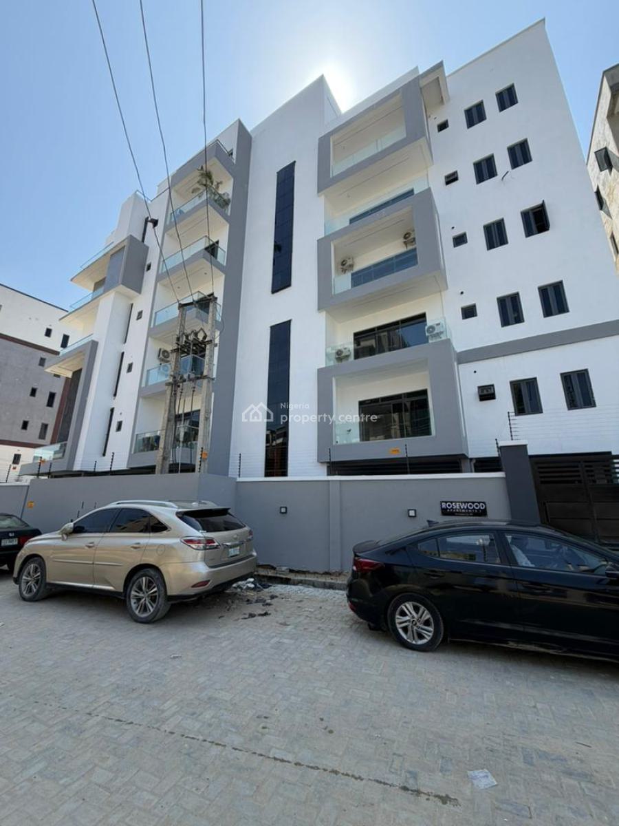 Beautiful 3 Bedroom Apartment with Swimming Pool, Lekki Phase 1, Lekki, Lagos, Block of Flats for Sale