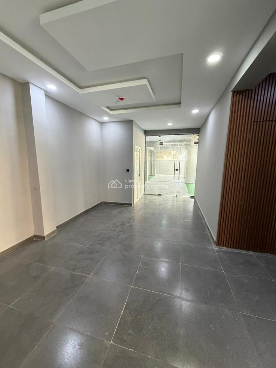 Beautiful 3 Bedroom Apartment with Swimming Pool, Lekki Phase 1, Lekki, Lagos, Block of Flats for Sale