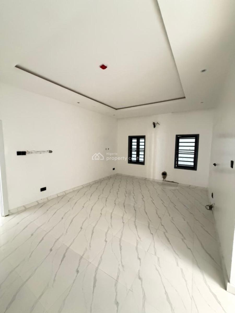 Beautiful 3 Bedroom Apartment with Swimming Pool, Lekki Phase 1, Lekki, Lagos, Block of Flats for Sale